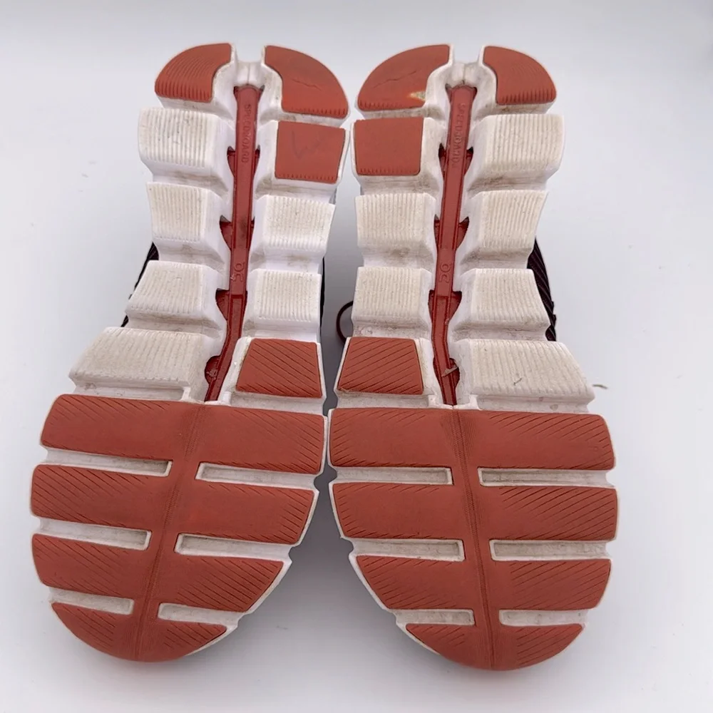 On Running Women’s Plum /dawn Running shoes lace up cloudswift mesh Sneakers 9.5